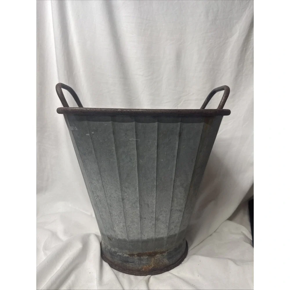 Vtg Galvanized Fluted Coal Flower Bin Garden Planter 13